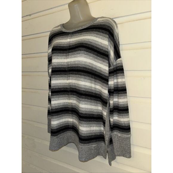 NWT Charlie B Long Sleeve Pullover Sweater Size L - Picture 3 of 9